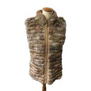 #025, metric knits fur collection vest, size L